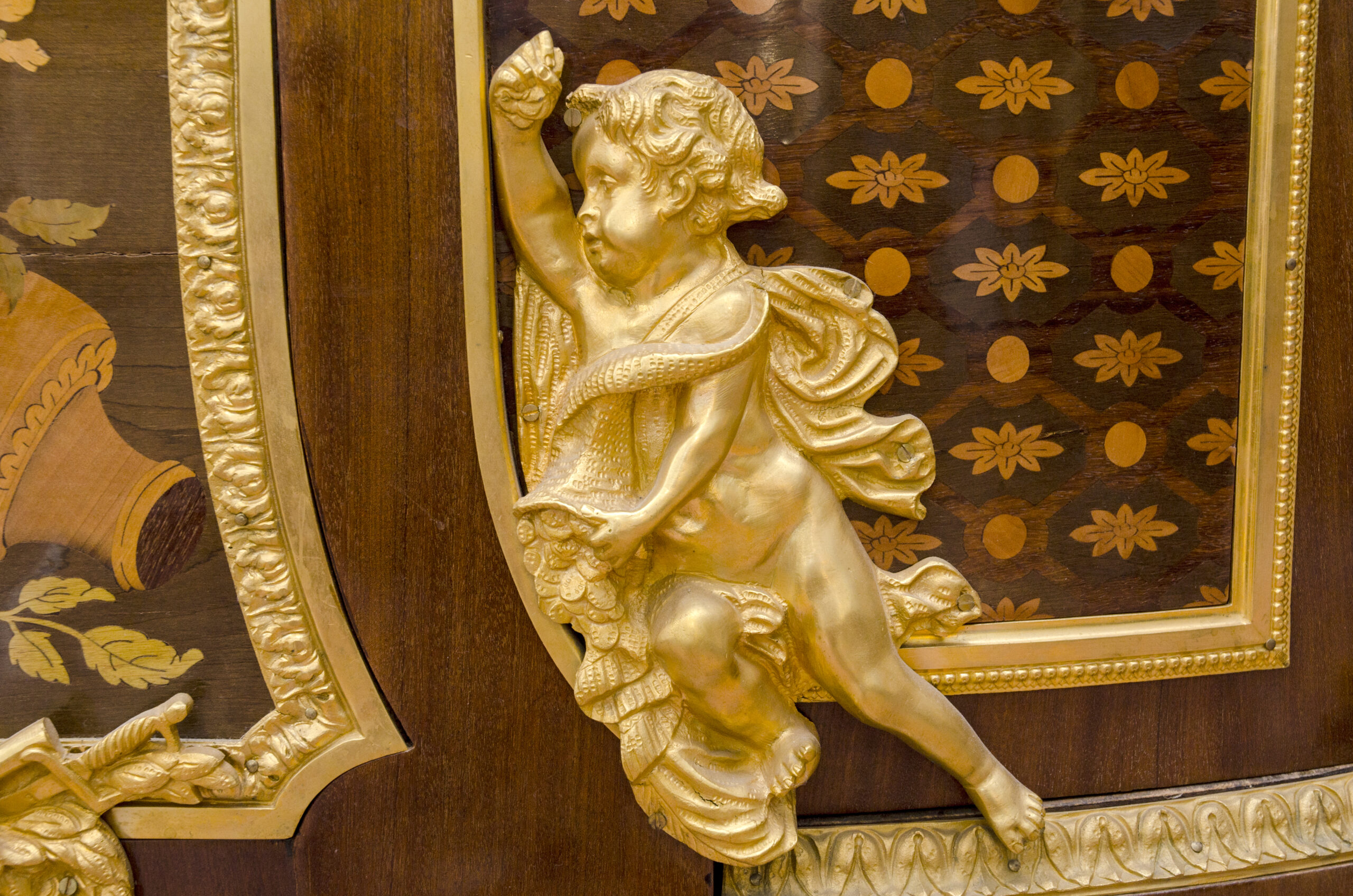 Zeldzame commode "aux Guerriers" naar Riesener - Image 5