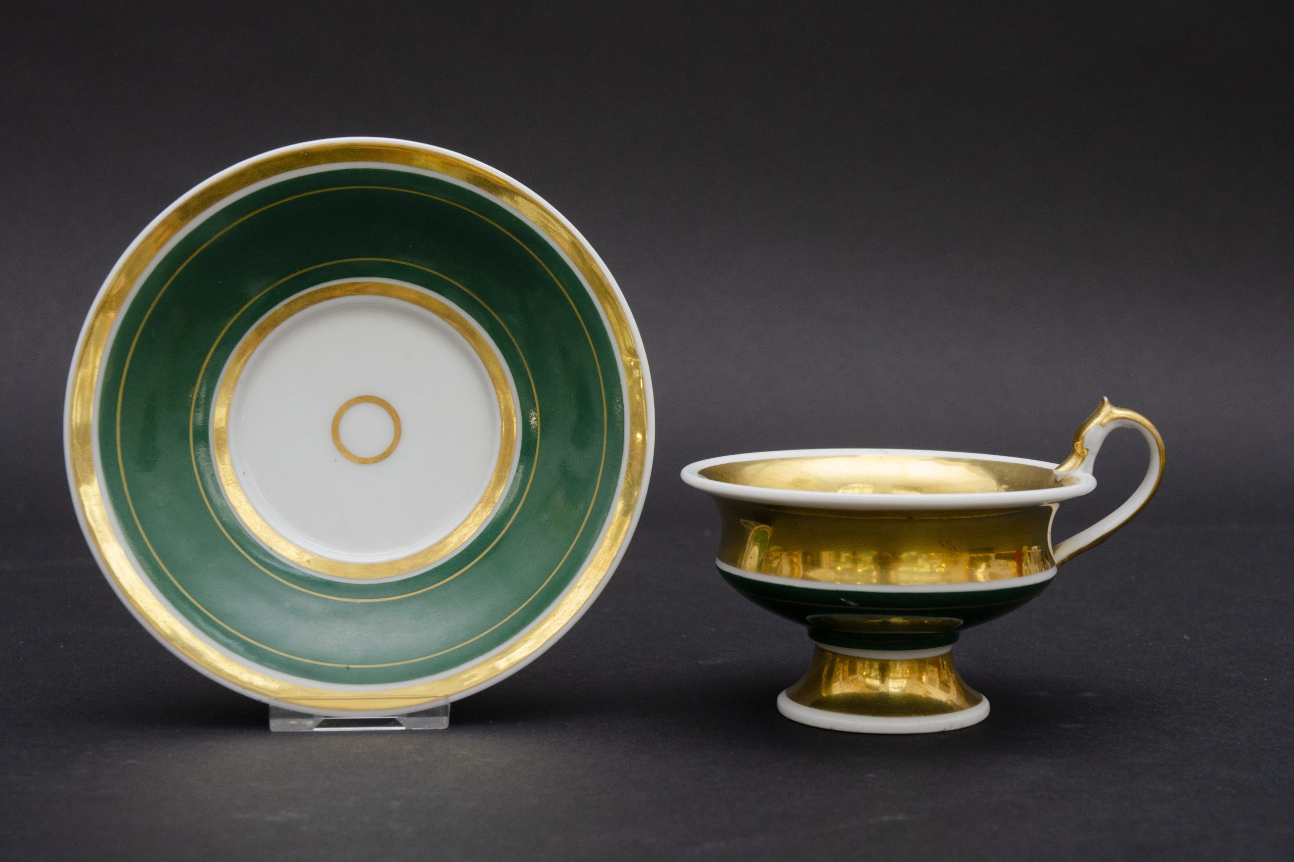 Tasse verte "message d'amitié" et soucoupe, attrib. à Thüringen – Image 7