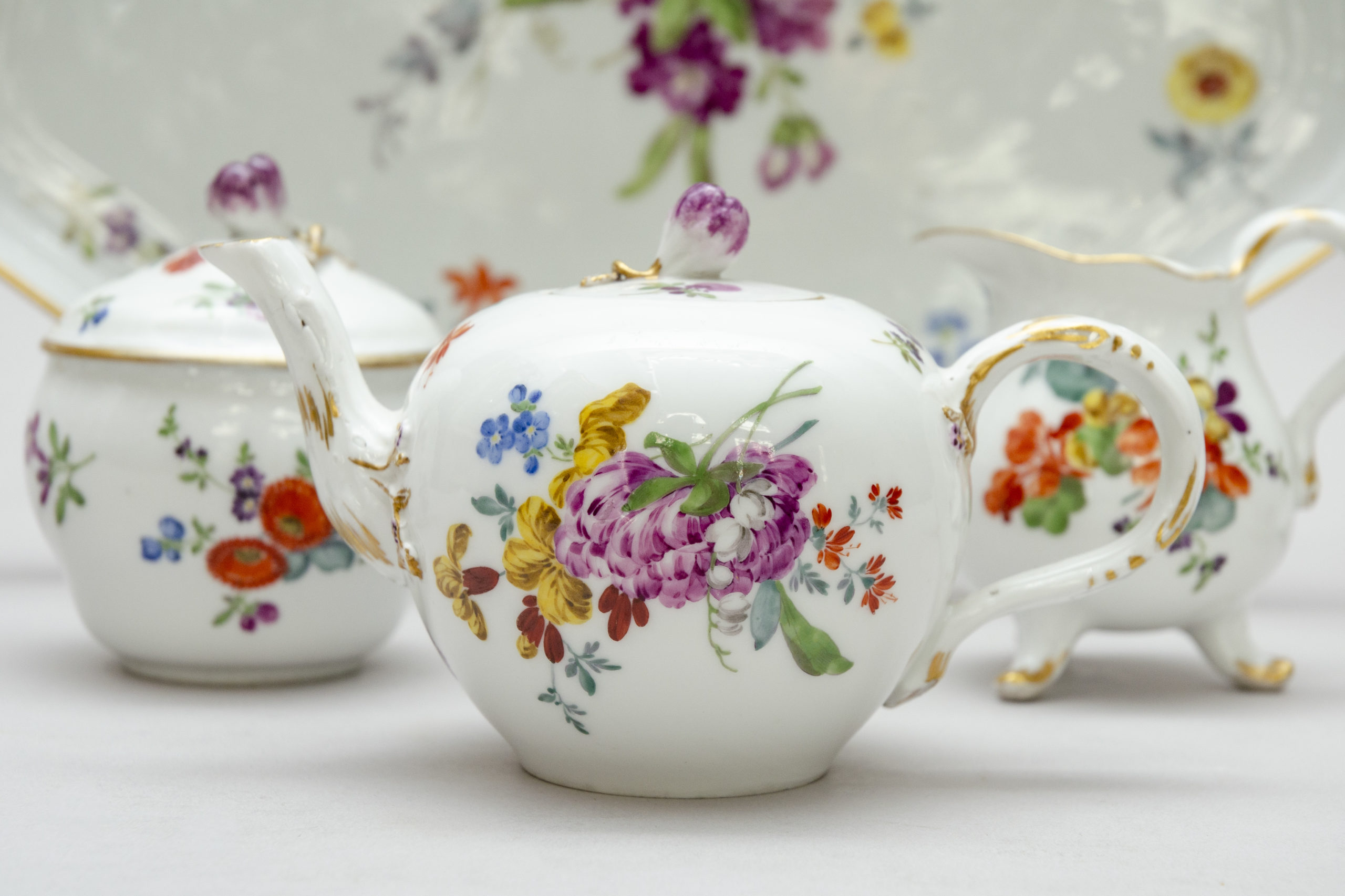 Rare "tete à tête" tea set with flower, Meissen porcelain - Image 3