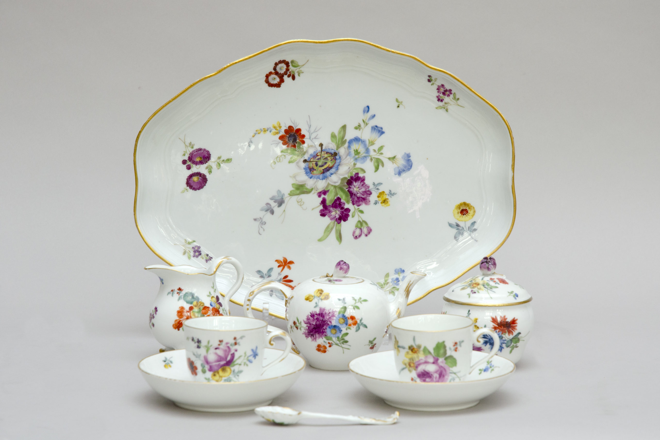 Rare "tete à tête" tea set with flower, Meissen porcelain - Image 5