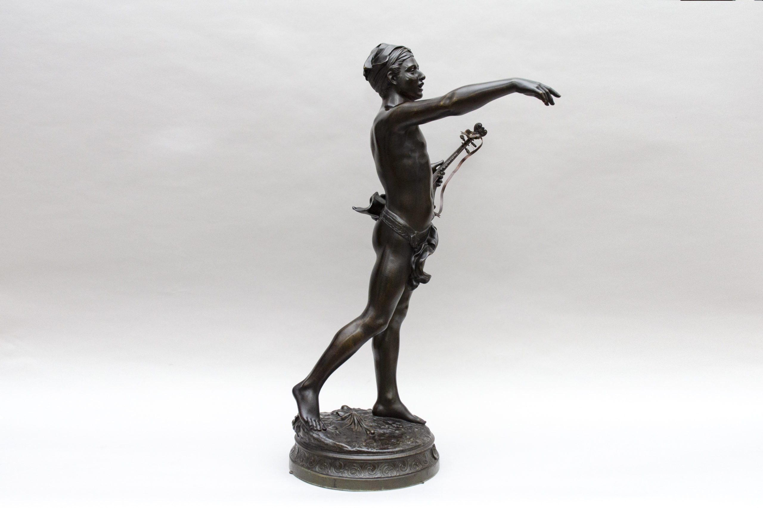 "Ganaï, the Indian singer" bronze, Laoust André-Louis-Adolphe (Douai 1843 - Paris 1924) - Afbeelding 9