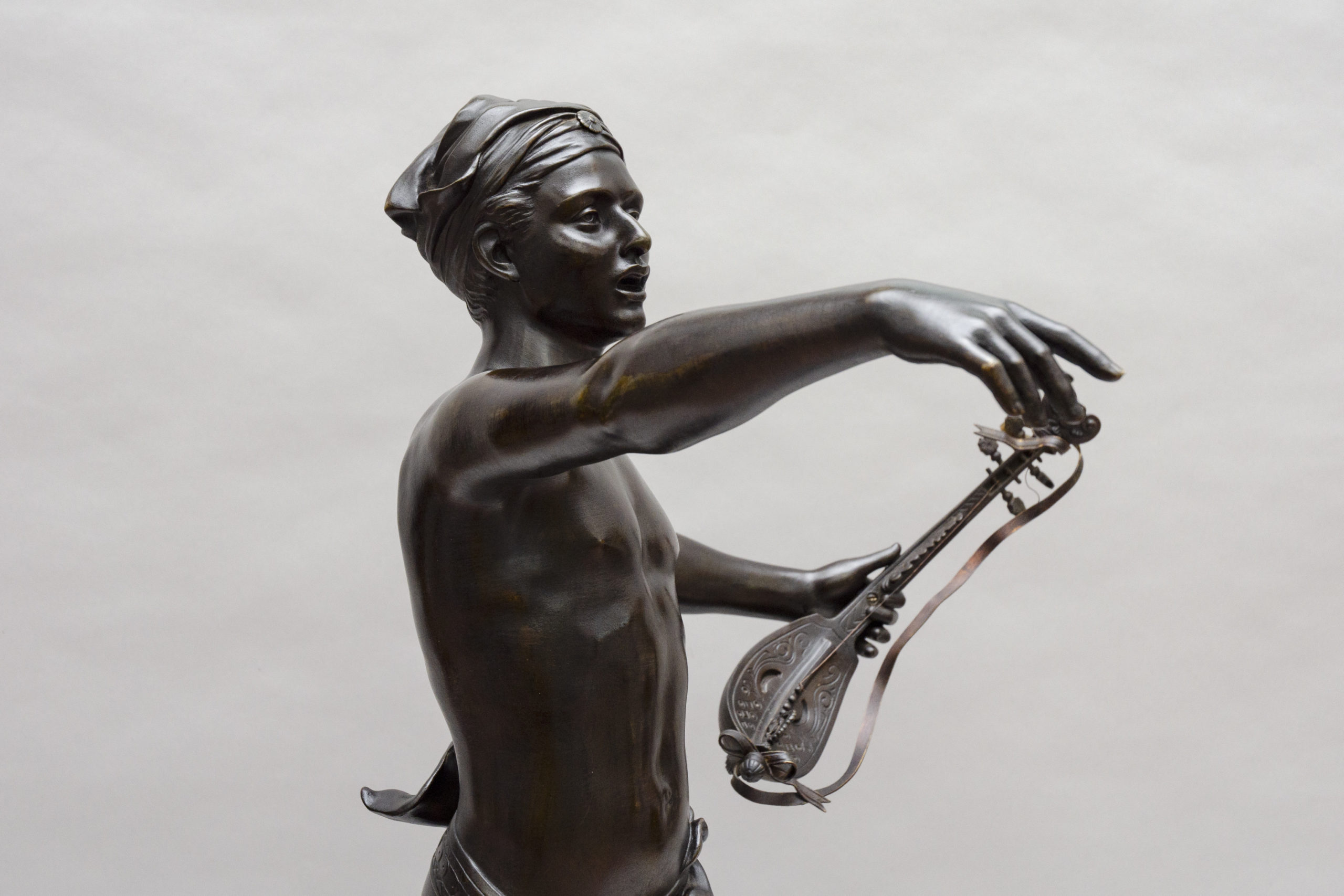 "Ganaï, the Indian singer" bronze, Laoust André-Louis-Adolphe (Douai 1843 - Paris 1924) - Afbeelding 10
