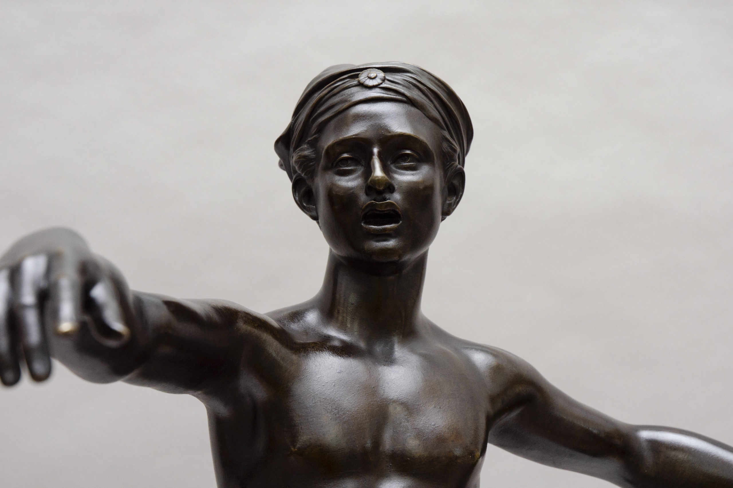 "Ganaï, the Indian singer" bronze, Laoust André-Louis-Adolphe (Douai 1843 - Paris 1924) - Afbeelding 2