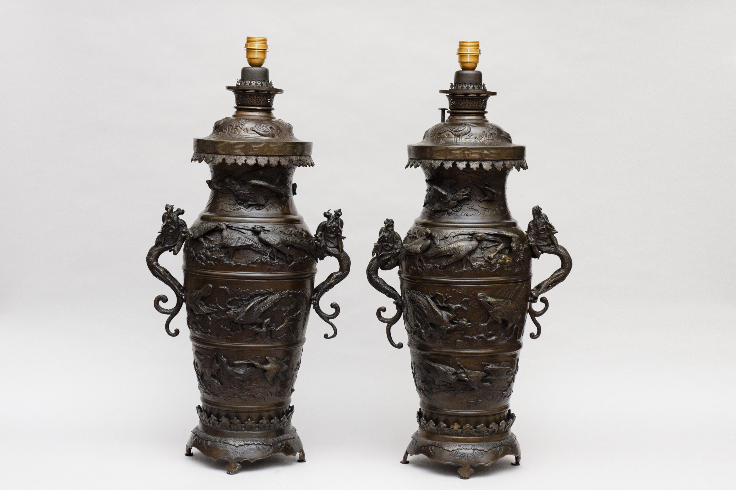 Paire of bronze Japanese lamps-vases