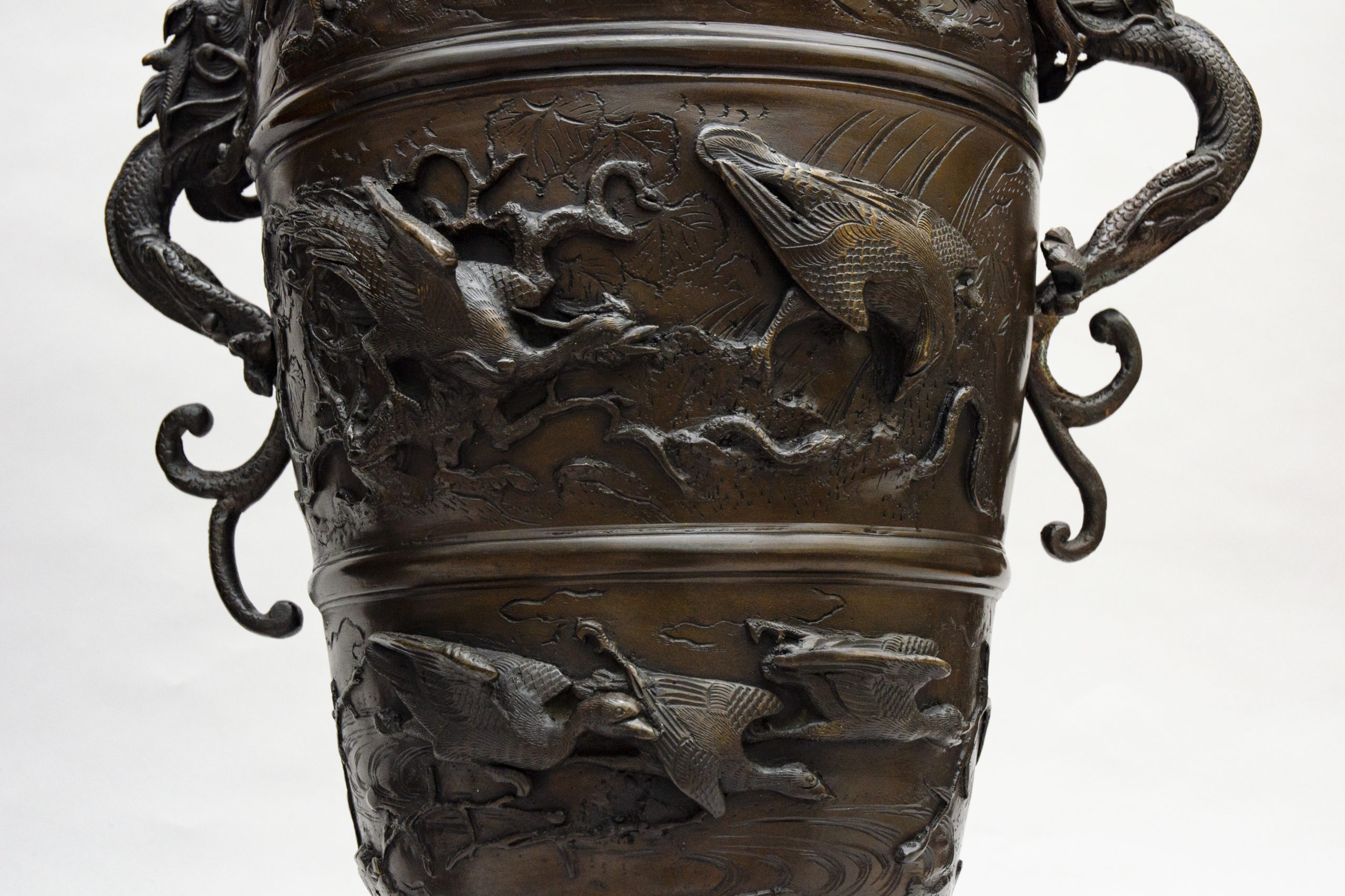 Paire of bronze Japanese lamps-vases - Image 3