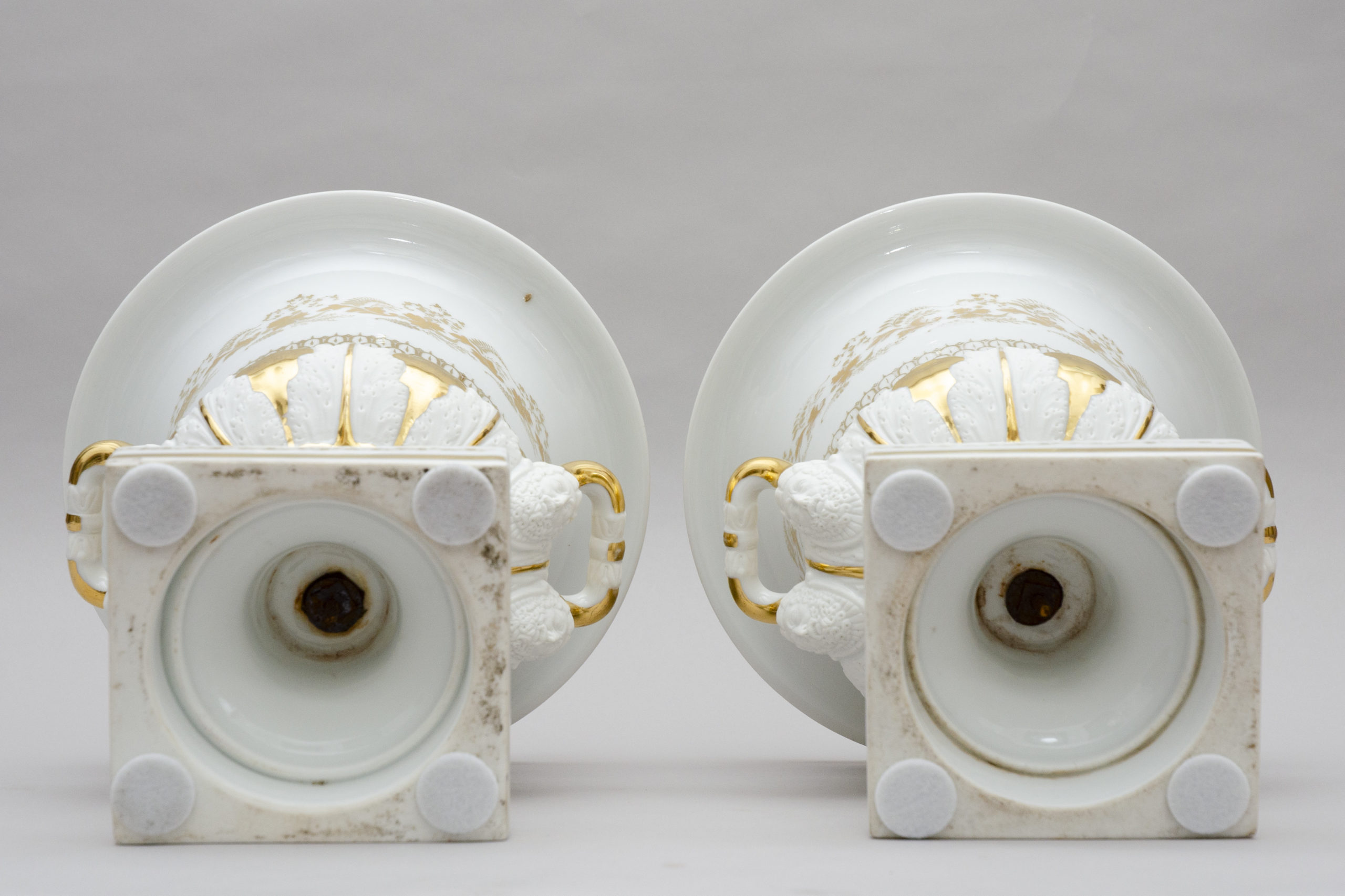 Large crater vases, Brussels porcelain - Image 11