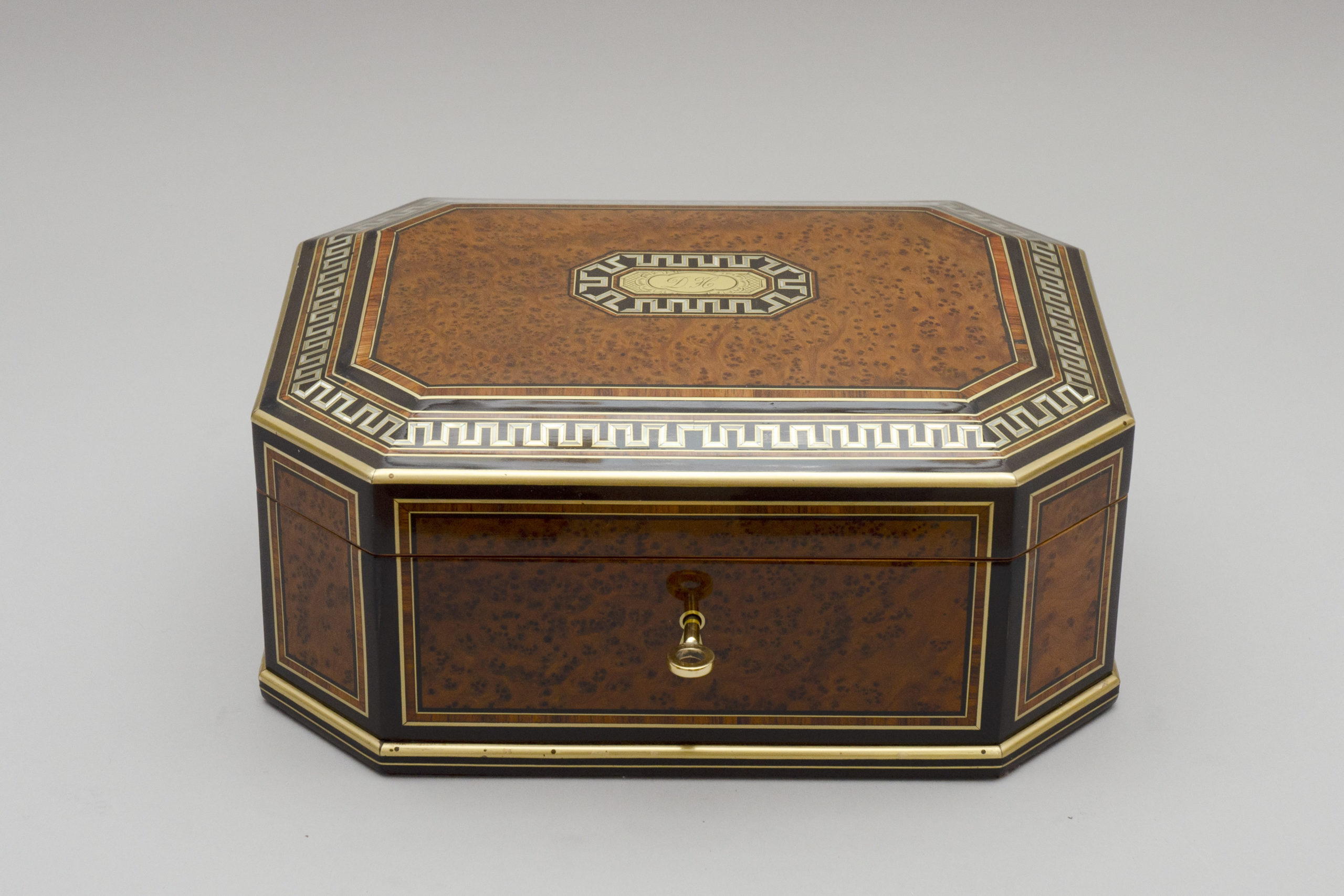Boîte à bijoux en marqueterie – Image 2