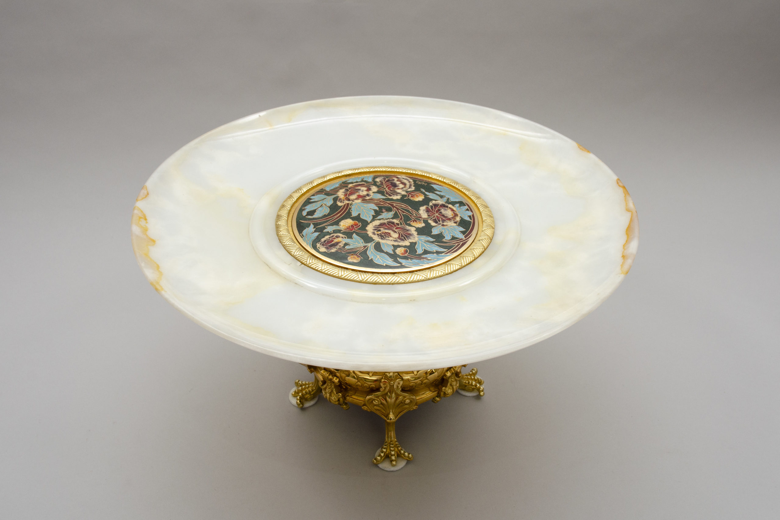 Grande coupe en cloisonné et onyx, Angleterre – Image 3