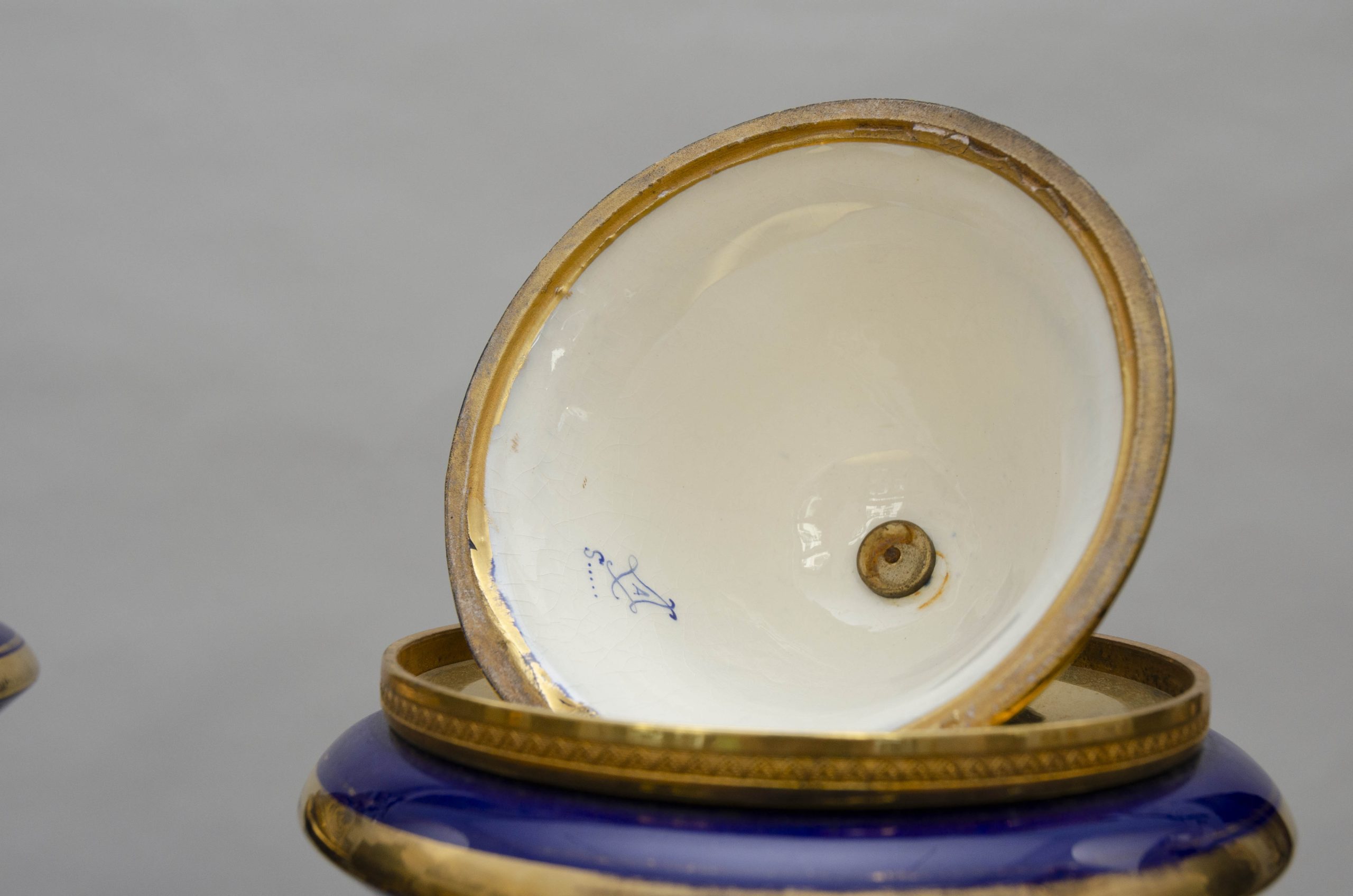 Large Pair Of Baluster Vases Mounted On Bronze, Sèvres Style, Signed Carelle, 19th Century – Image 8