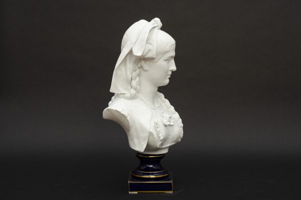 Buste en biscuit "Alsacienne", Laporte à Limoges – Image 5