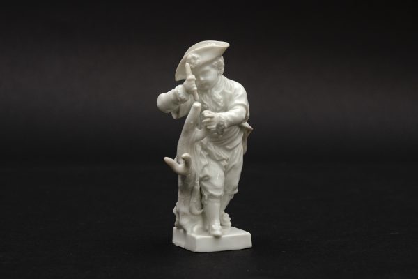 "Enfant jardinier", porcelaine blanche de Meissen