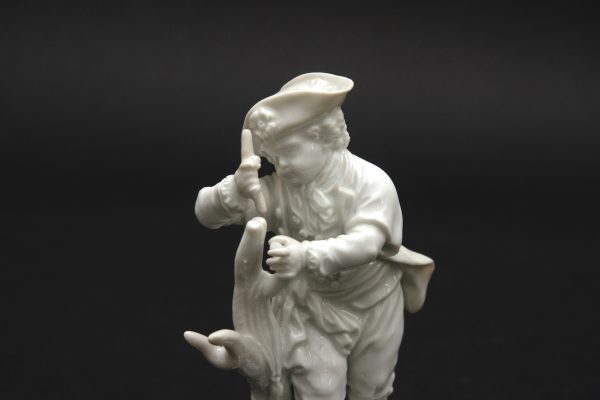 "Enfant jardinier", porcelaine blanche de Meissen – Image 2