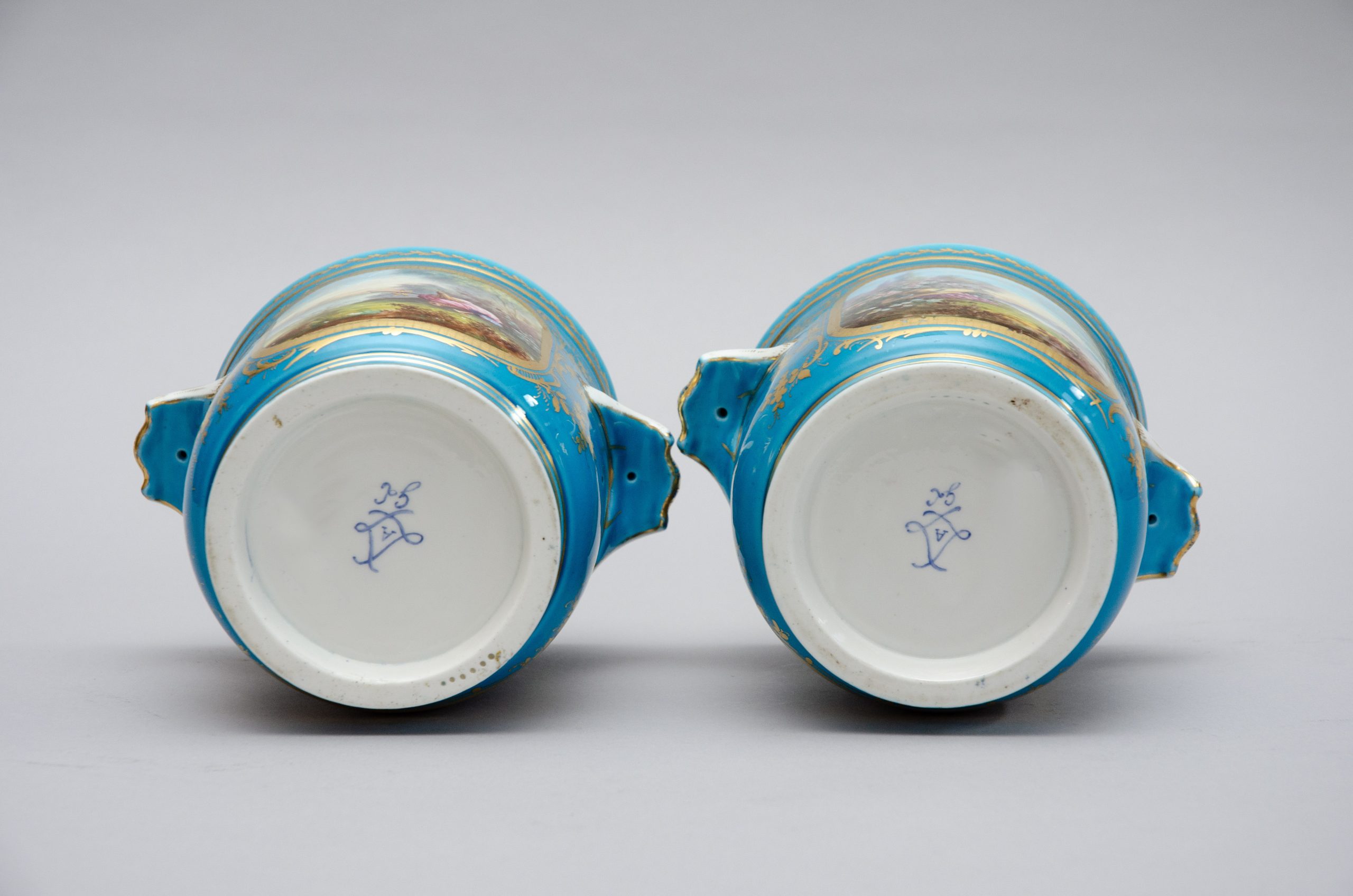 Pair of coolers in the Sèvres style - Image 10