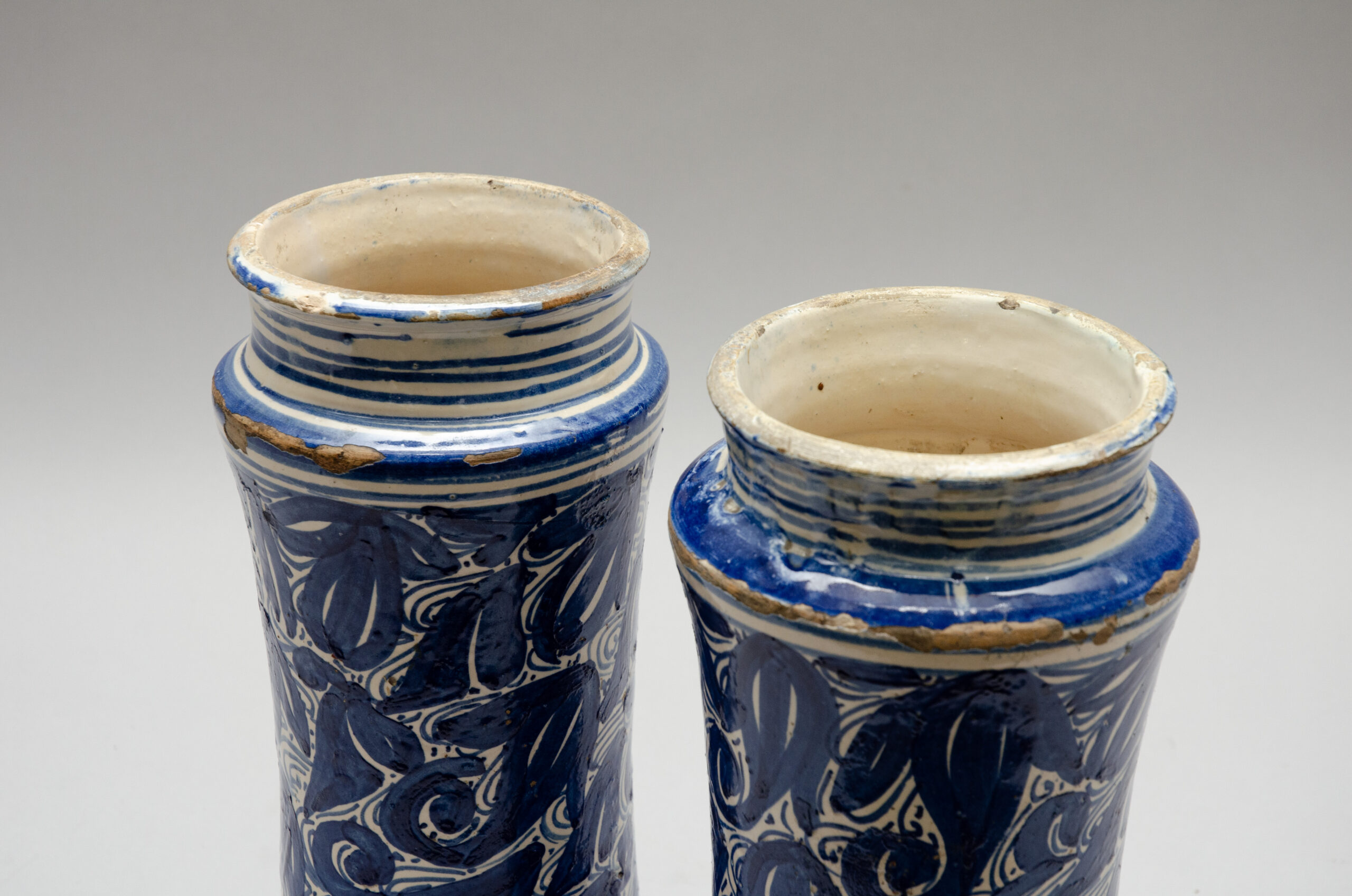 Rare pair of "Albarelli" jars, North-Italy - Image 3