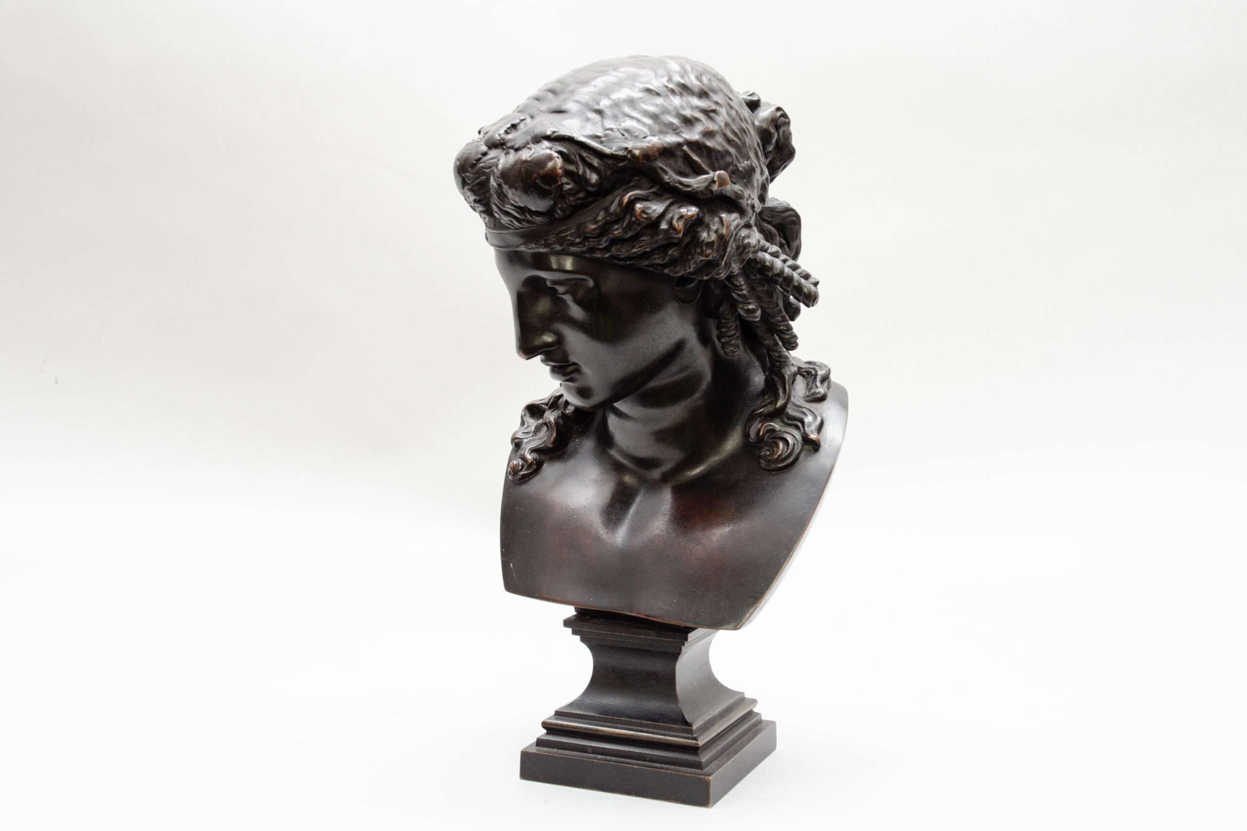 Bronzen buste van Ariadne, gesigneerd "L. Oudry éditeur" - Afbeelding 4