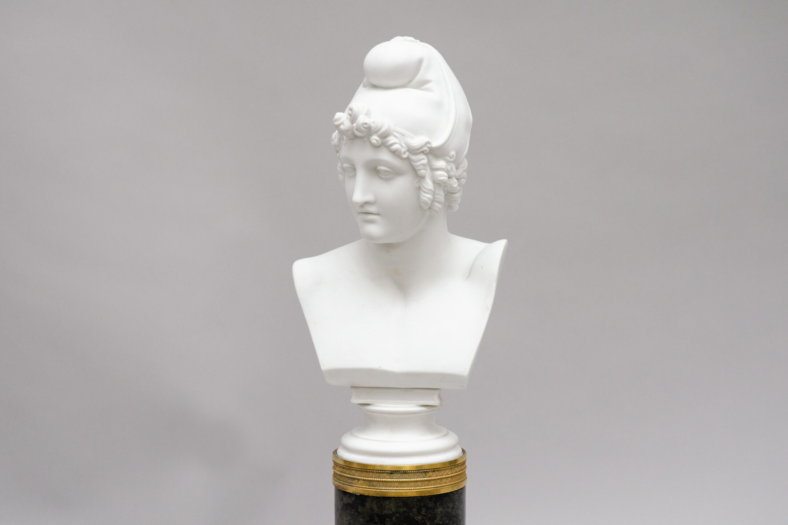 Biscuit bust "Pâris", marble base, after Antonio Canova - Image 2