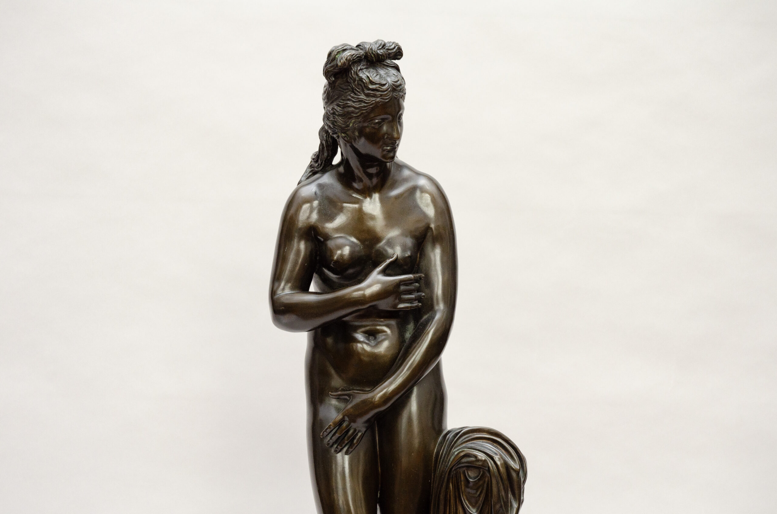 Bronze "Capitoline Venus", Grand Tour sculpture - Image 2