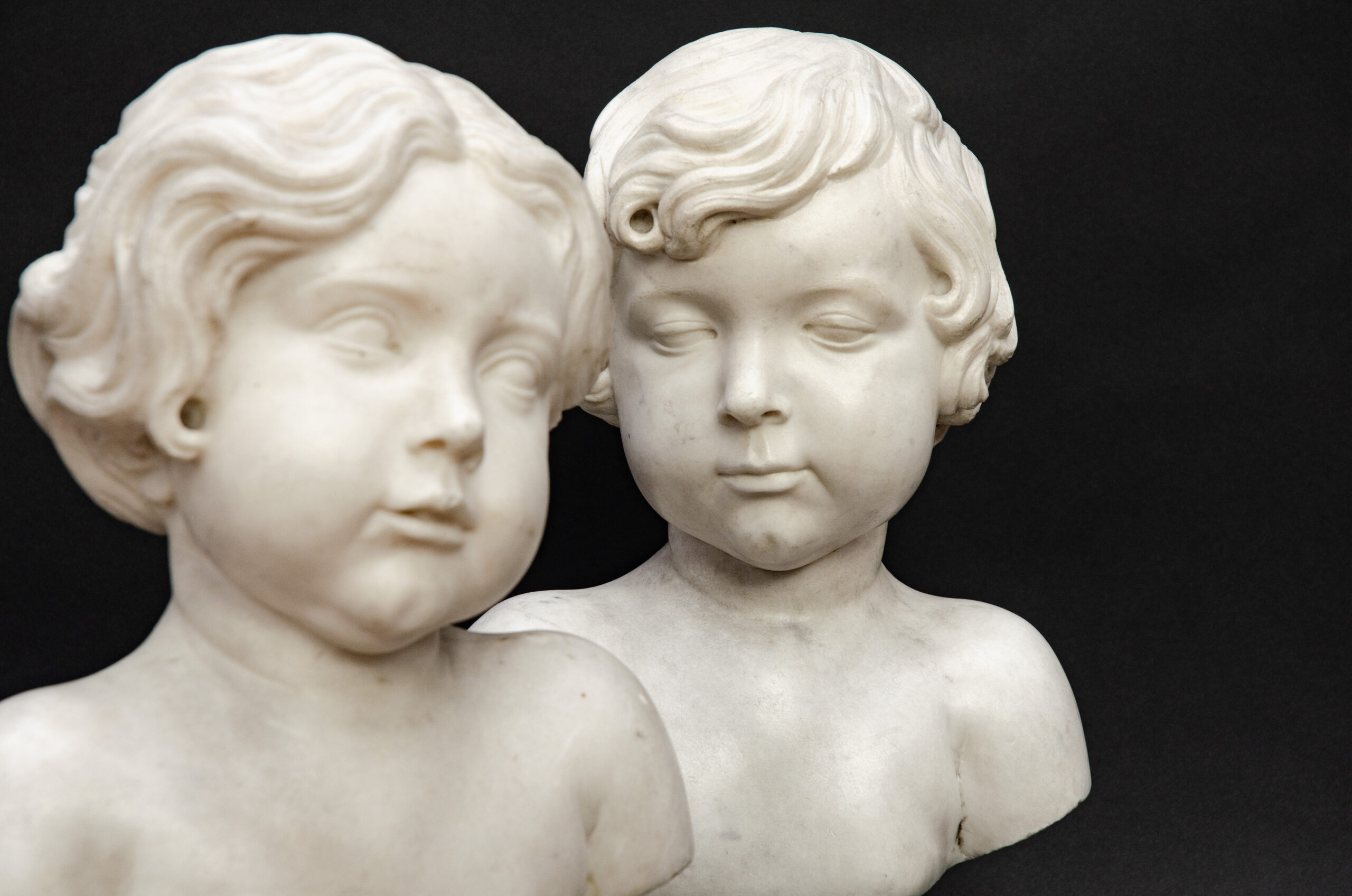 A pair of marble busts of children, circle of Alessandro Algardi (Bologna 1595 – Rome 1654) - Afbeelding 6