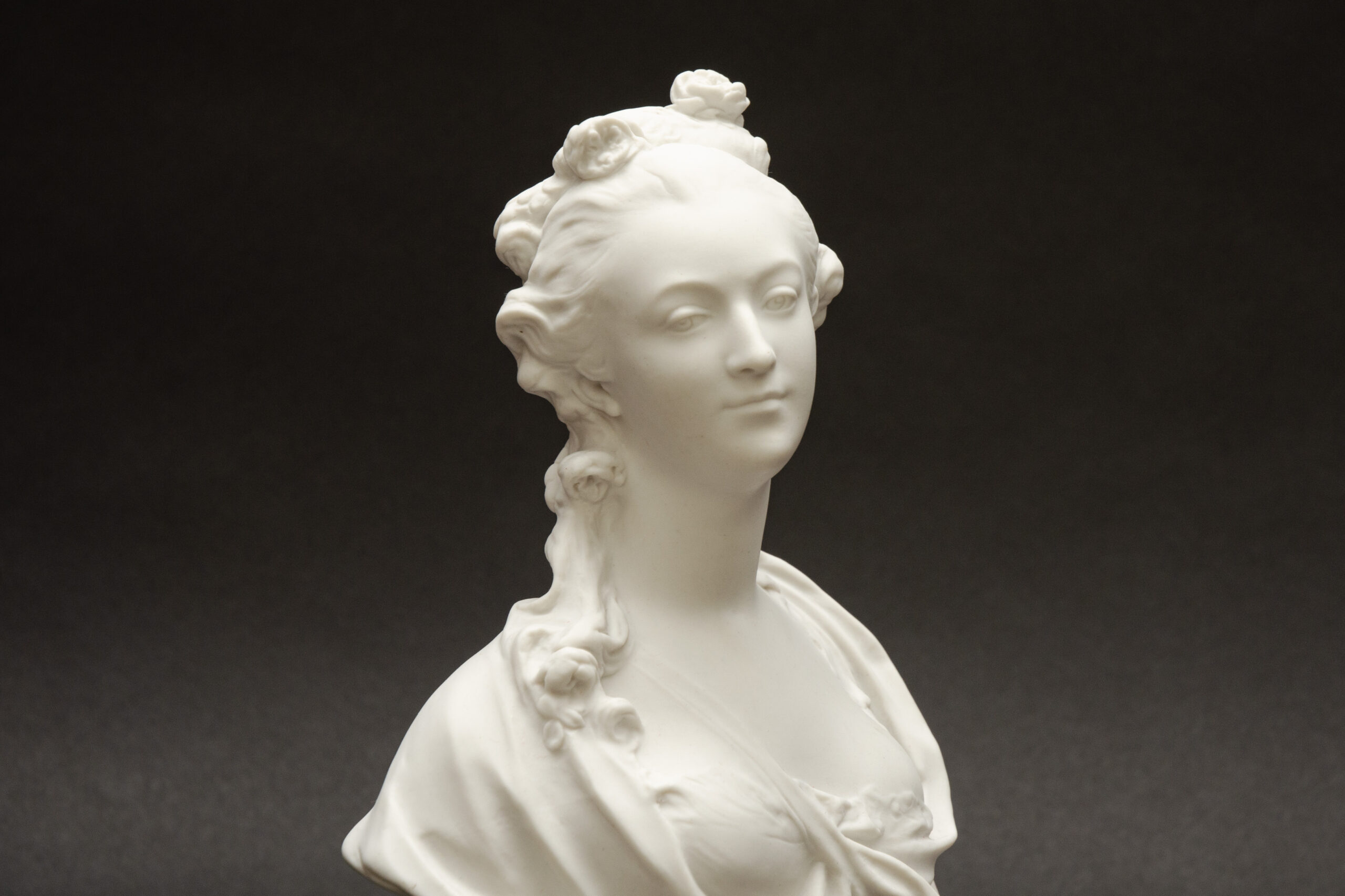 Bisque bust "Elegant", Sèvres - Image 6