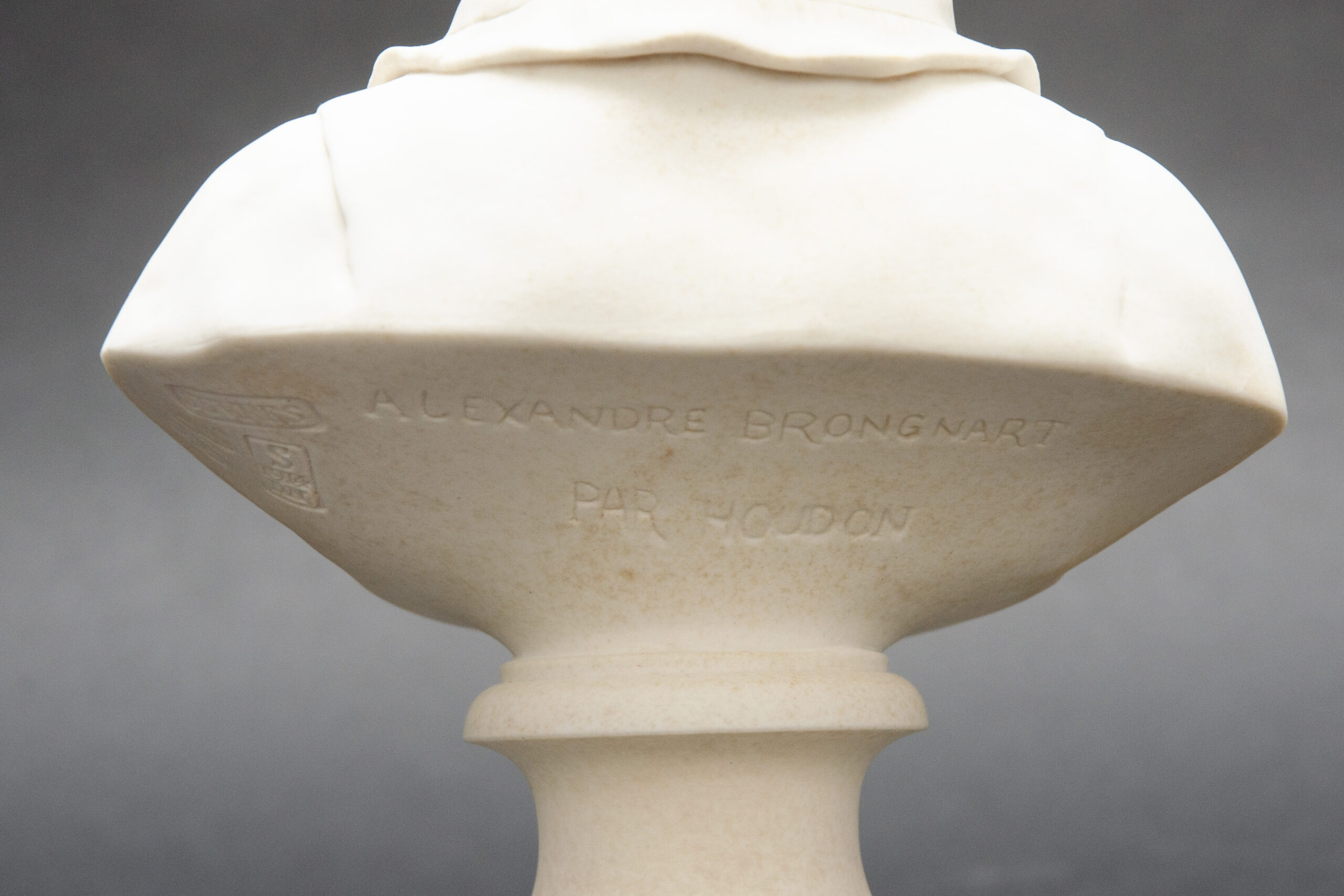 Pair of children’s busts, ‘Alexandre and Louise Brongniart’, after Houdon, Sèvres biscuit porcelain - Image 8