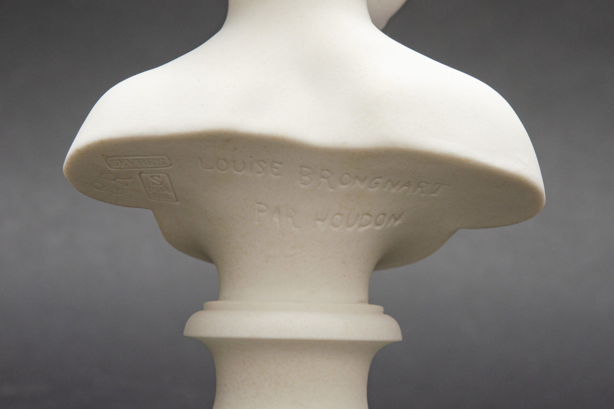 Pair of children’s busts, ‘Alexandre and Louise Brongniart’, after Houdon, Sèvres biscuit porcelain - Image 7